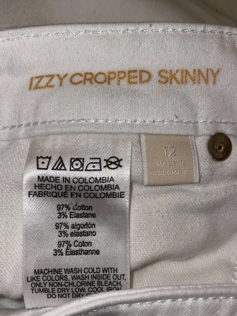 Michael Kors White Izzy Cropped Skinny Jeans.  Size 12